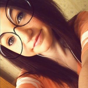 Meet your Posher, Kortney